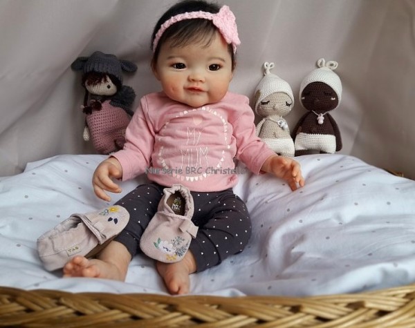 Naomi nurserie BRC www.bebe-reborn-creation.fr  (1)